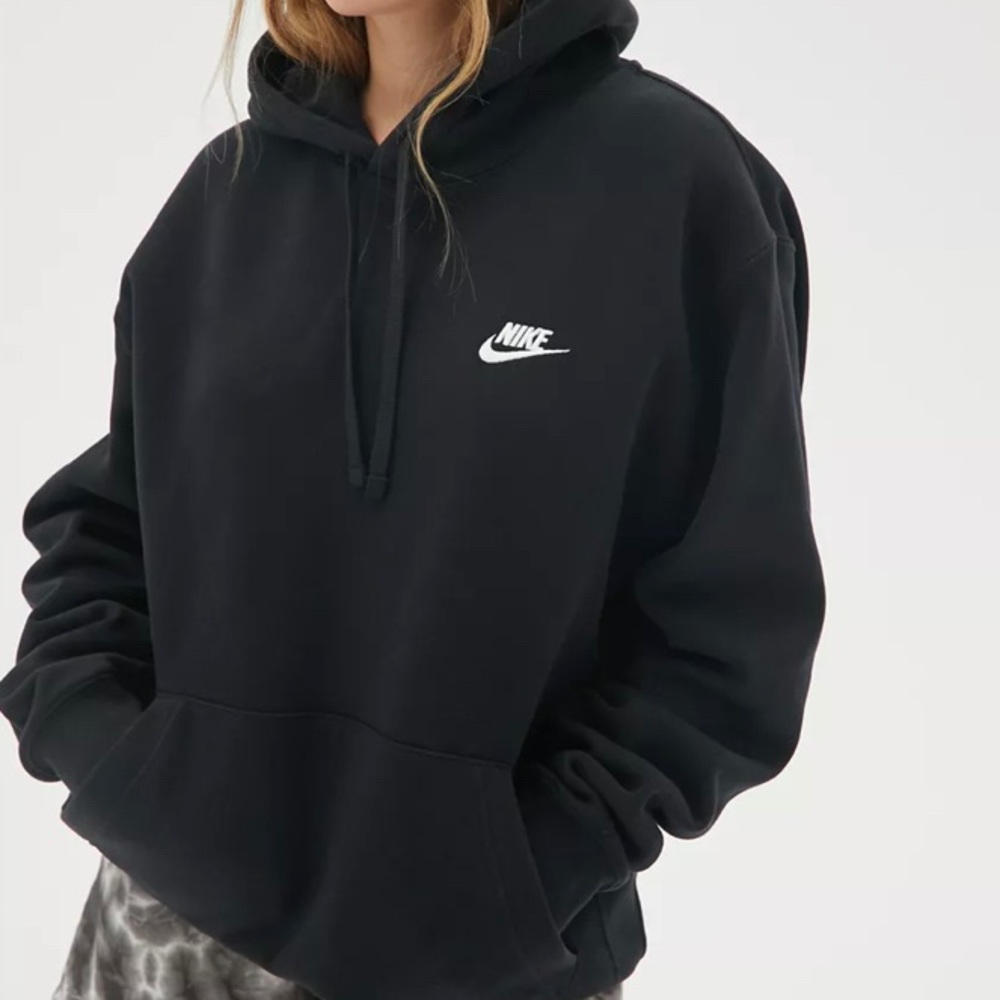 Nike black sweatshirt